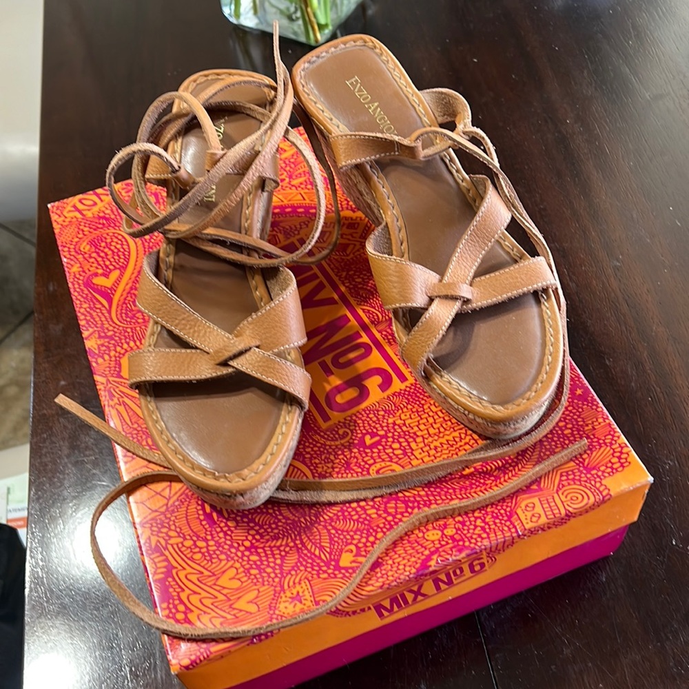 Vintage Enzo Angiolini lace up REAL cork wedge sandals.
